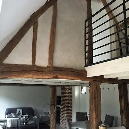 Gite Cosy Proche Giverny, La Roche Guyon. Holiday home Tilly (Eure)