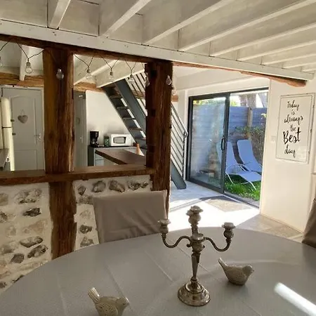 Holiday home Gite Cosy Proche Giverny, La Roche Guyon.