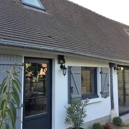 Holiday home Gite Cosy Proche Giverny, La Roche Guyon.